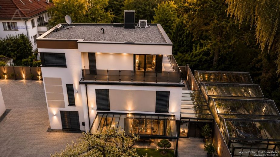 Moderne Stadtvilla mit Smart-Home-Komfort und Spa-Charakter an der Alten Veste in Zirndorf – Bild 5