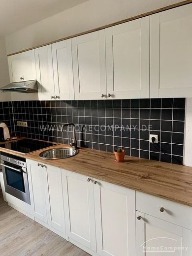 Schöne 2 Zi.Whg., Garten zur Mitnutzung, Nähe Europa-Platz. – e11de7ca16de5f846e686788073a3a4531f66fd5.jpg