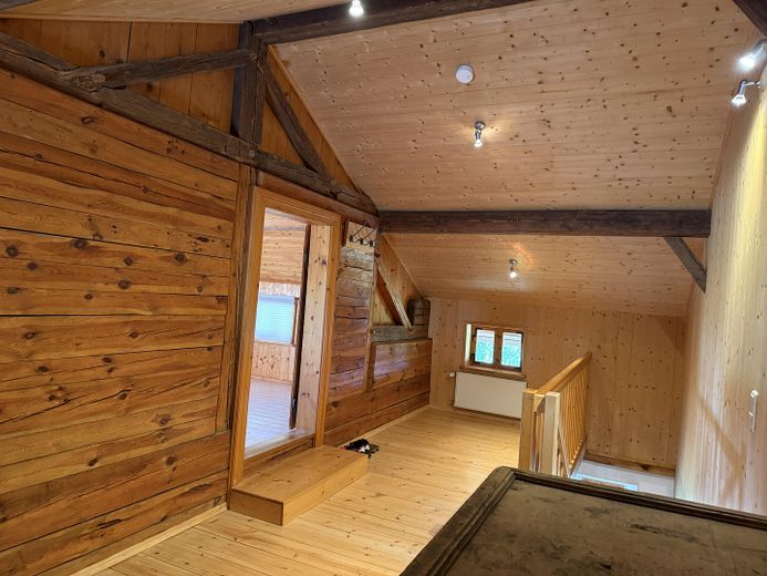 Cozy granny apartment in a unique setting at a fixed price – Der Treppenaufgang