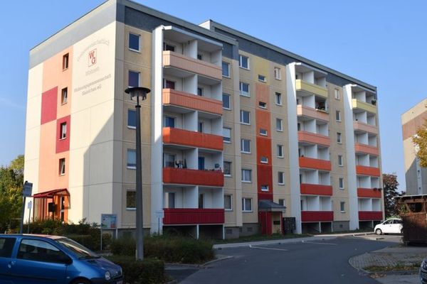Balkonlu ve ankastre mutfaklı 2 odalı daire