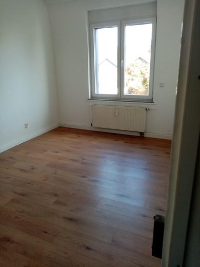 Charmante 3-Zimmer-Wohnung in zentraler Lage mit Lift – Foto 5