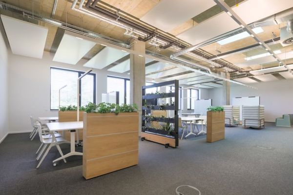 Tout compris : surface de bureaux avec forfait full-service !