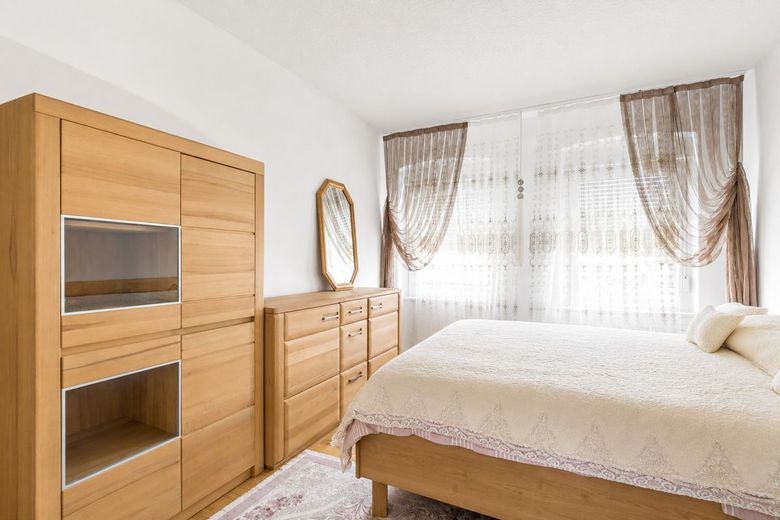 Bezugsfertiges Reihenmittelhaus in Erdeborn! – Schlafzimmer