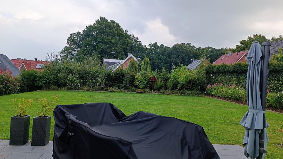 Garten mit Terrasse 