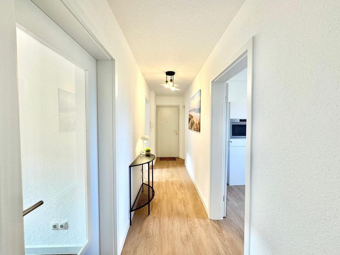Sofort einziehen oder vermieten! Modernisierte 3-Zimmer-Wohnung in Waren - wohnen nahe der Müritz – Foto 10