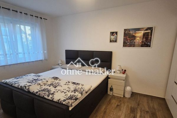 Położenie na obrzeżach pól Frankfurt Mörfelden-Nord