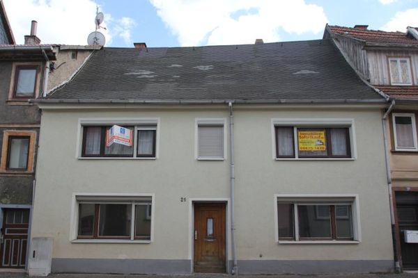Waltershausen, dom dwurodzinny z dobudówką