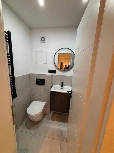 Bright shared-flat room looking for a new resident/ Kreuzhofstraße 6, Munich/ WE41 / room 3 – Badezimmer