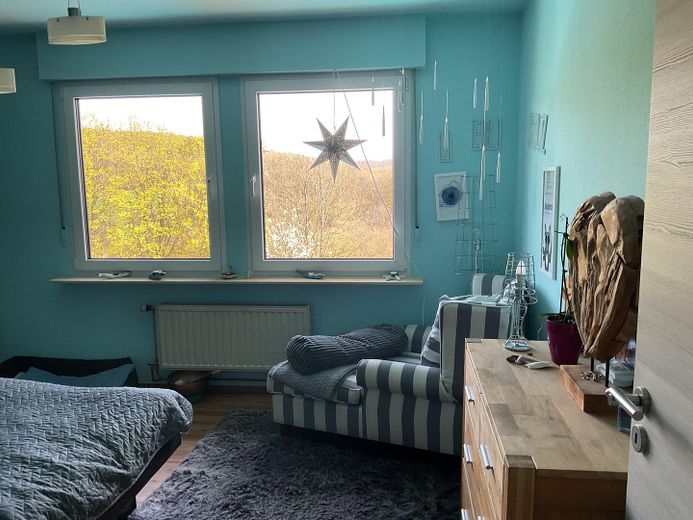 Gepflegtes Einfamilienhaus  mit Einliegerwohnung   . Stadtrand , Grenze zu Halver – Schlafzimmer