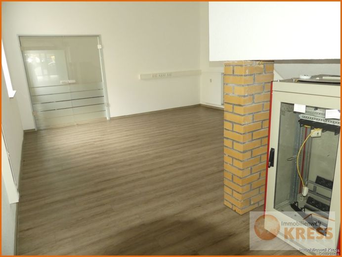 Ladenlokal in Schlüchtern Innenstadt, ebenerdiger Zugang, große Schaufensterfläche incl. Teeküche – Bild 8