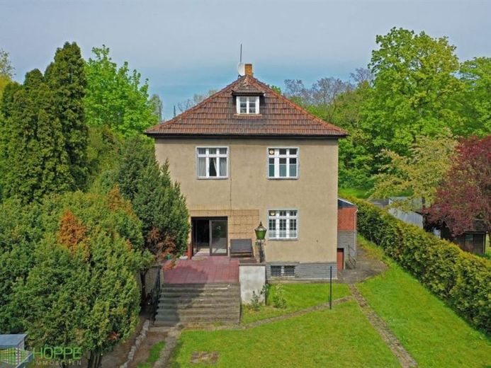 Renovierungsbedürftiges Einfamilienhaus im charmanten Stil der dreißiger Jahre – Foto 1