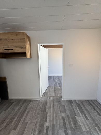 Sanierte 2-Zimmer-Wohnung in Düren – 40 m², 1. OG – Küche