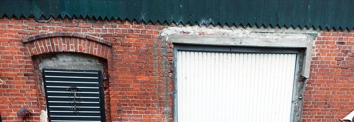 Eingang zur Lagerhalle