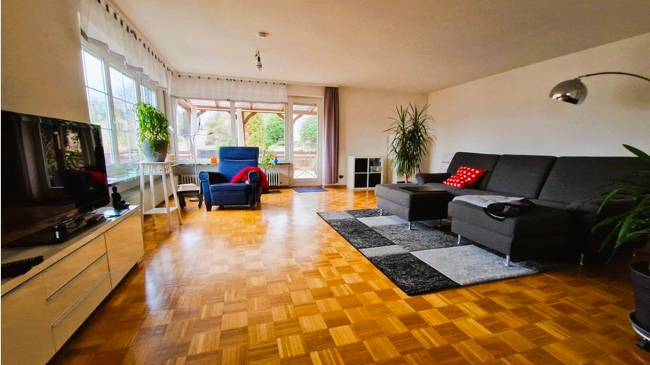 6-Zimmer-Wohnung in ruhiger Lage – Foto 1