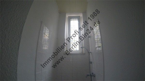 Mietwohnung - 3er WG oder 2er WG- Pärchen - saniert - Duschbad mit Fenster – G0035289