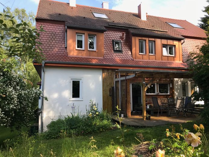 Luminoso appartamento di 5 locali al 1° + 2° piano di una casa di campagna a Gaildorf / Schwäbisch Hall – Hausrückseite (siehe 1.OG)