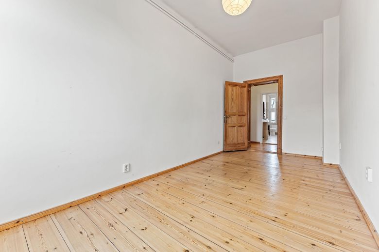 Kastanienallee 32 - Komplette 4. Etage - 217 qm - Wohnzimmer 50 qm - von privat! – Foto 3
