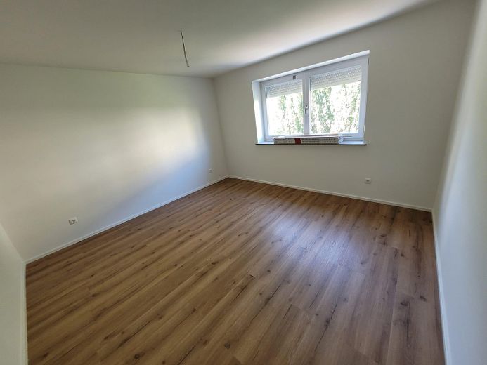 Kernsaniert & bezugsfertig: Hier müssen Sie nur noch einziehen – Schlafzimmer