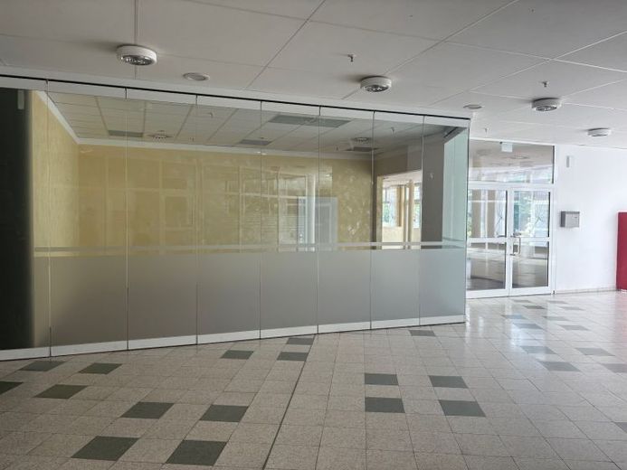 Gewerbeeinheit im Lindenparkcenter – Foto 1