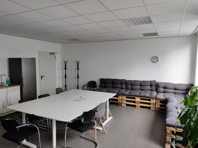 Sozialraum Flachdachgebäude