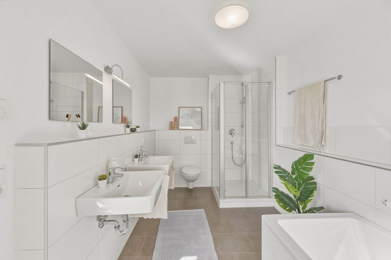 ***MODERNE 3- ZIMMER WOHNUNG IN HOLZGERLINGEN HÜLBEN MIT AUFZUG BEZUGSFREI*** – BADEZIMMER