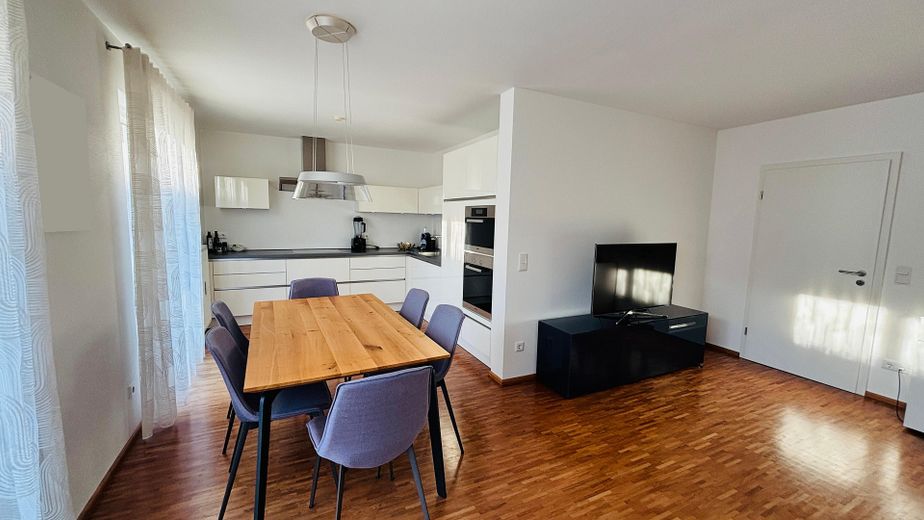 3 Zimmer Wohnung 1.OG Ingolstadt-Nordwest - inkl. Tiefgaragenstellplatz - provisionsfrei – Wohnen-Kochen-Essen