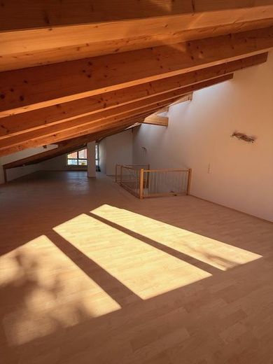 Luxus-Erstbezug nach Kernsanierung | 4 Zimmer | großzügiges Wohnen – offenes Obergeschoss