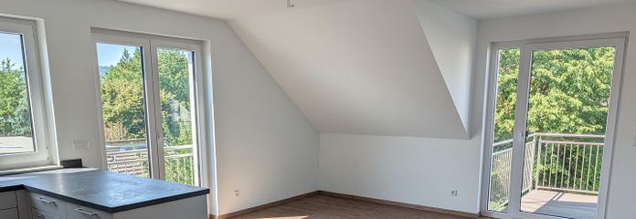 Traumhafte 3-Zimmerwohnung mit Blick zum Herkules – Wohnzimmer Richtung Südwest