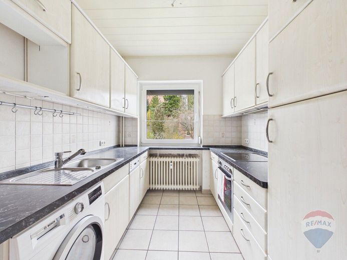 3-Zimmer-Wohnung mit großer Loggia in ruhiger Lage von Flintbek – Küche
