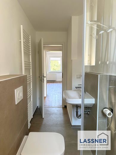Witten'de yenilenmiş 3 odalı daire – Badezimmer Rückseite