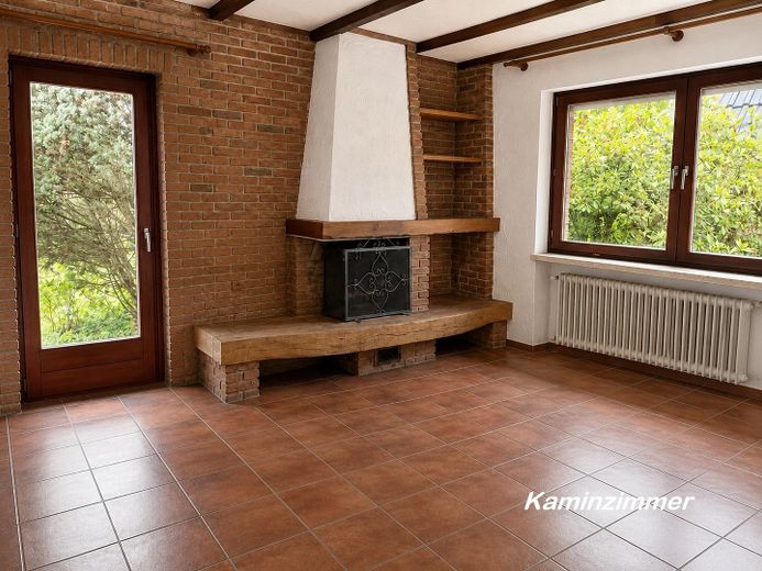 Sans commission – sans agent immobilier | Un espace modulable avec jardin idyllique à 5 km de la mer – Kaminzimmer