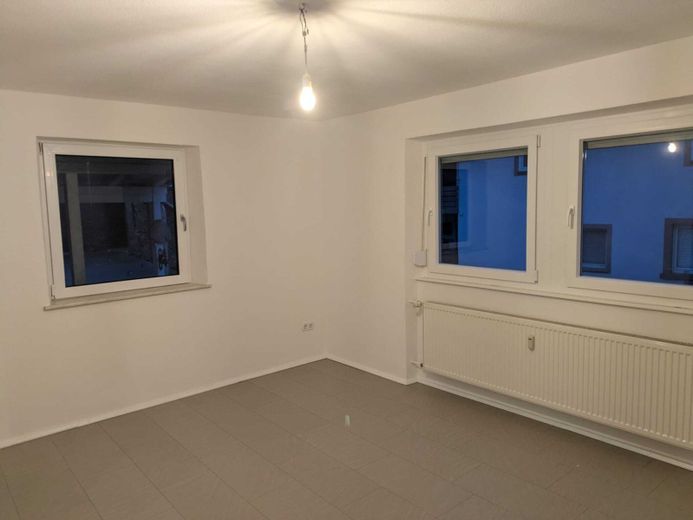 Gemünden nad Menem, gospodarstwo z wydzielonym mieszkaniem – Foto 13