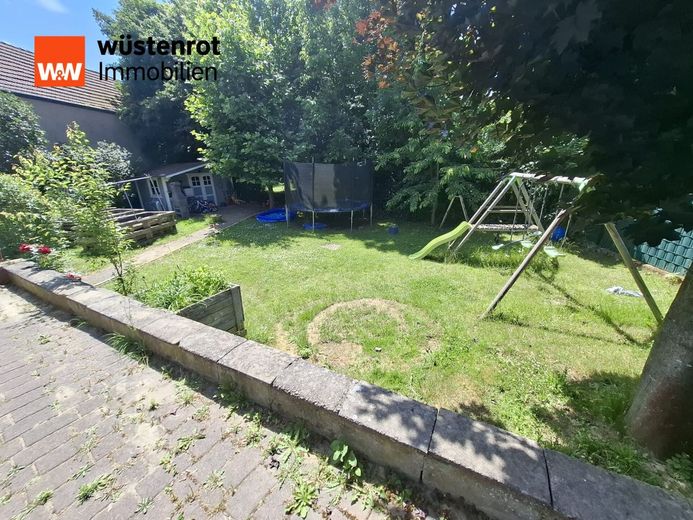 Wohnen in regenerativer Umgebung! Ein spannendes Eigenheim wartet darauf entdeckt zu werden... – Garten