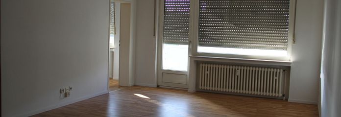 Wohn-Bereich m. Balkon