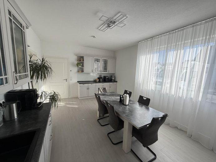 Haus mit viel Wohnraum – Foto 15