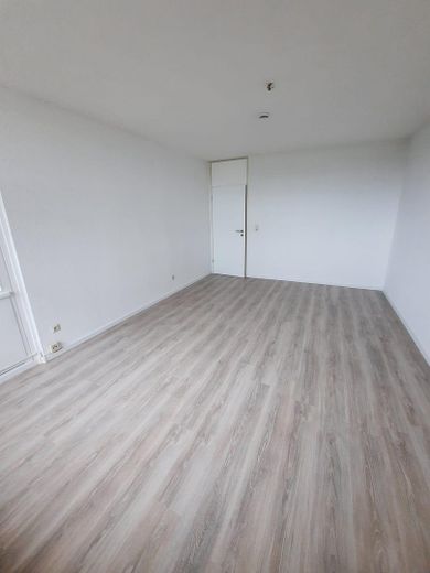 Helle 2‑Zimmer‑Wohnung mit großem Balkon – zentral in Hämelerwald – Schlafzimmer / Büro