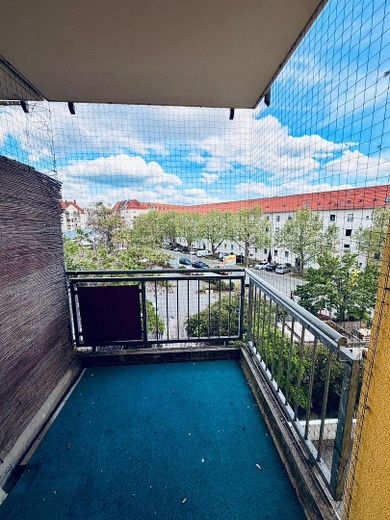 Möbliertes Apartment  mit Balkon und Aufzug – Foto 4