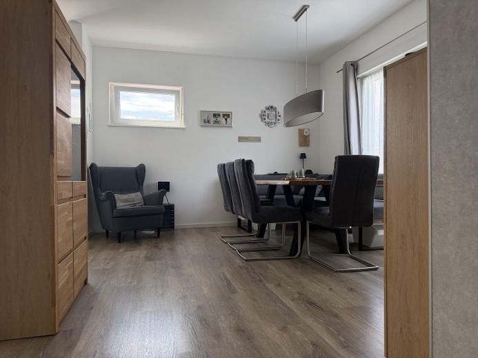 Freistehendes Einfamilienhaus (provisionsfrei) – Esszimmer