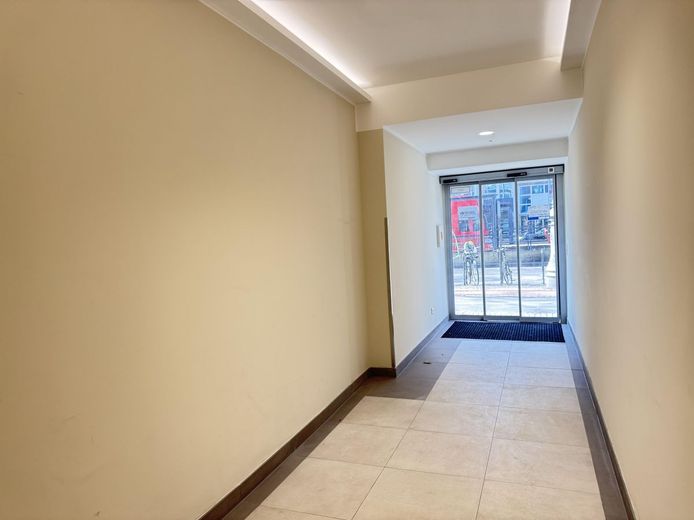 Saniertes Büro am Zülpicher Platz – Bild4