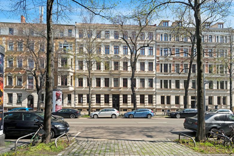Elegante Altbauwohnung im Waldstraßenviertel - Erstbezug nach Sanierung - Provisionsfrei – Hausansicht