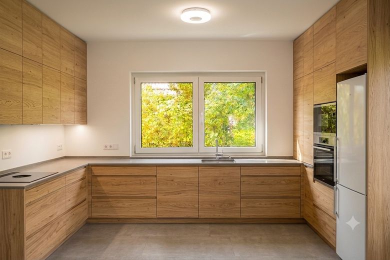 Modernes Neubauhaus mit Garten nahe Falkenhagener See – Küche EG - KI