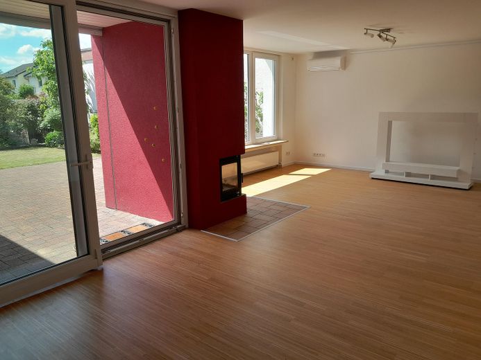 Wohnzimmer mit Klimaanlage