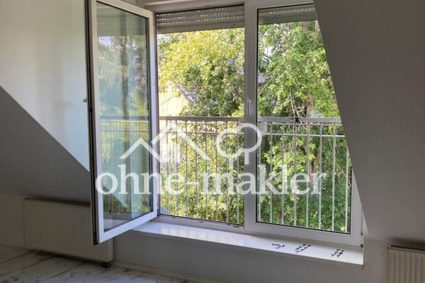 Helle DG Wohnung , 4 Zimmer, in Mannheim Käfertal
