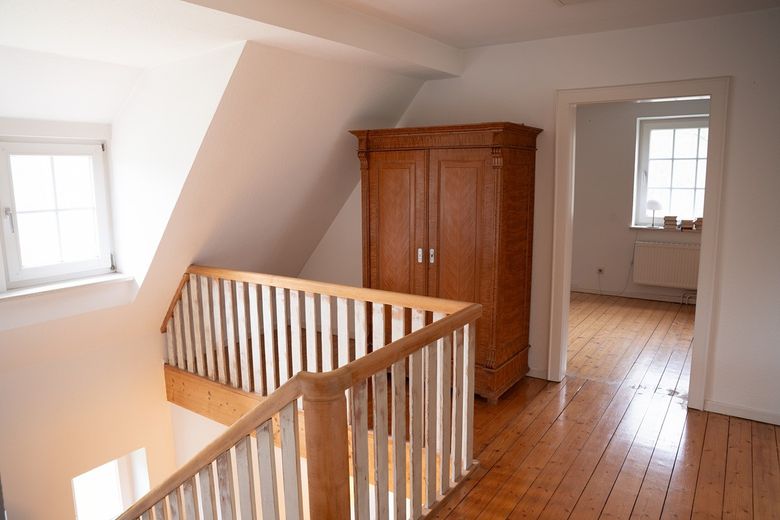 Waldrand‑Forsthaus mit Einliegerwohnung, Scheune & 5.920 m² Grundstück – Effizienzklasse B – Foto 27