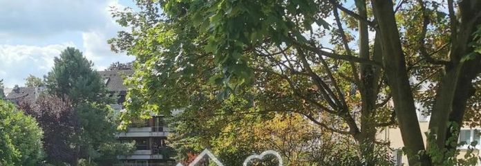 Herrliche 3-Raum-Wohnung - wunderbare Terrasse - Edle Einbauküche - TG-Stellplatz