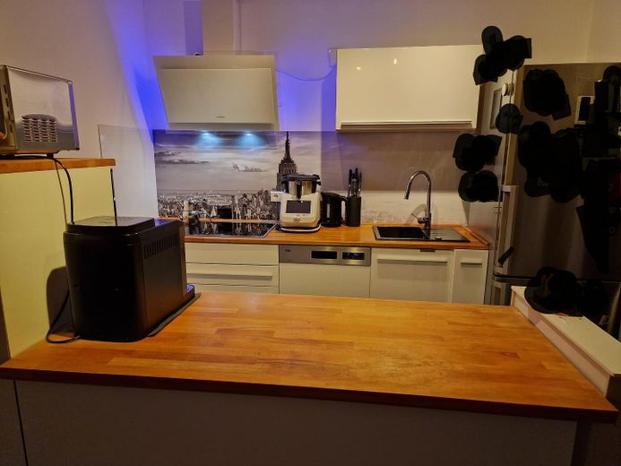 Küche(Fotos geschwärzt)