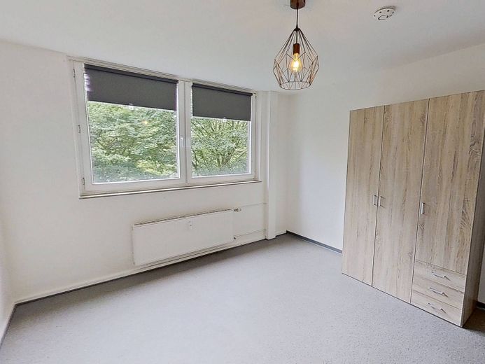 MÜKEMMEL ÖĞRENCİLİK BAŞLANGICIN: Münster-Kinderhausen’de 4 kişilik öğrenci evinde aydınlık WG odası – Ansicht I: WG-Zimmer