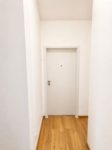 1 Zimmer Studentenappartement in Eichstätt - Möbliert & Erstbezug – 15 Min. Fußweg zur Uni – Flur 2