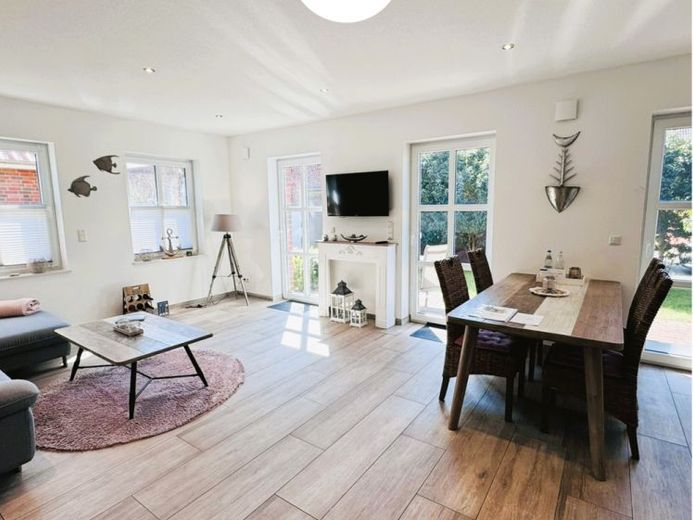 Exklusive und neuwertige EG-Wohnung mit Garten und PKW-Stellplatz in ruhiger Wohnlage – फोटो 1