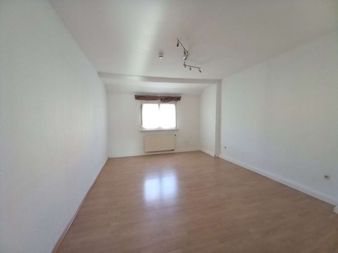 52173 - Appartamento mansardato luminoso con cucina arredata – Foto 1